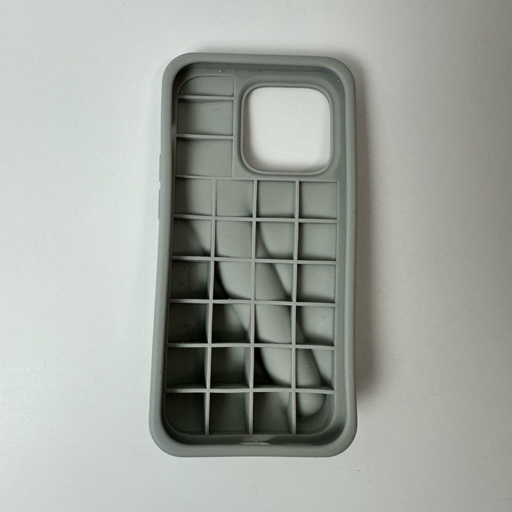 RHODE Rhode iPhone 14 Pro Silicone Lip Case – Gray - Picture 9 of 9